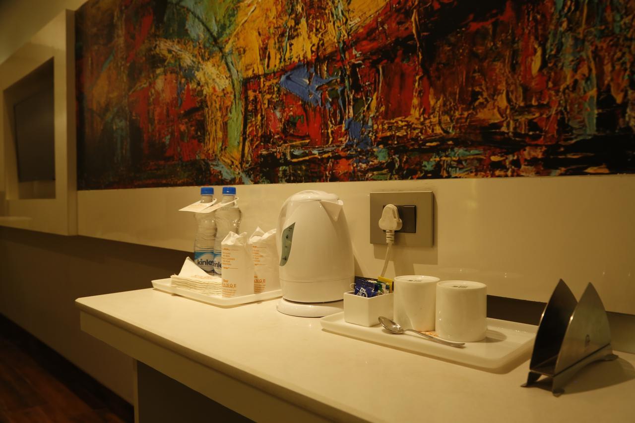 Hotel Orange Agra  Exteriör bild